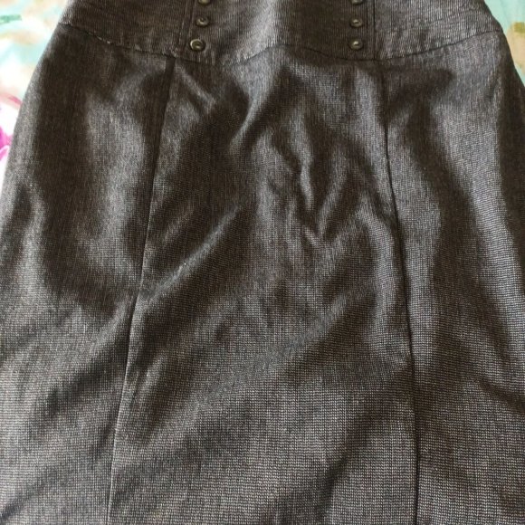 Suit - Picture 4 of 5